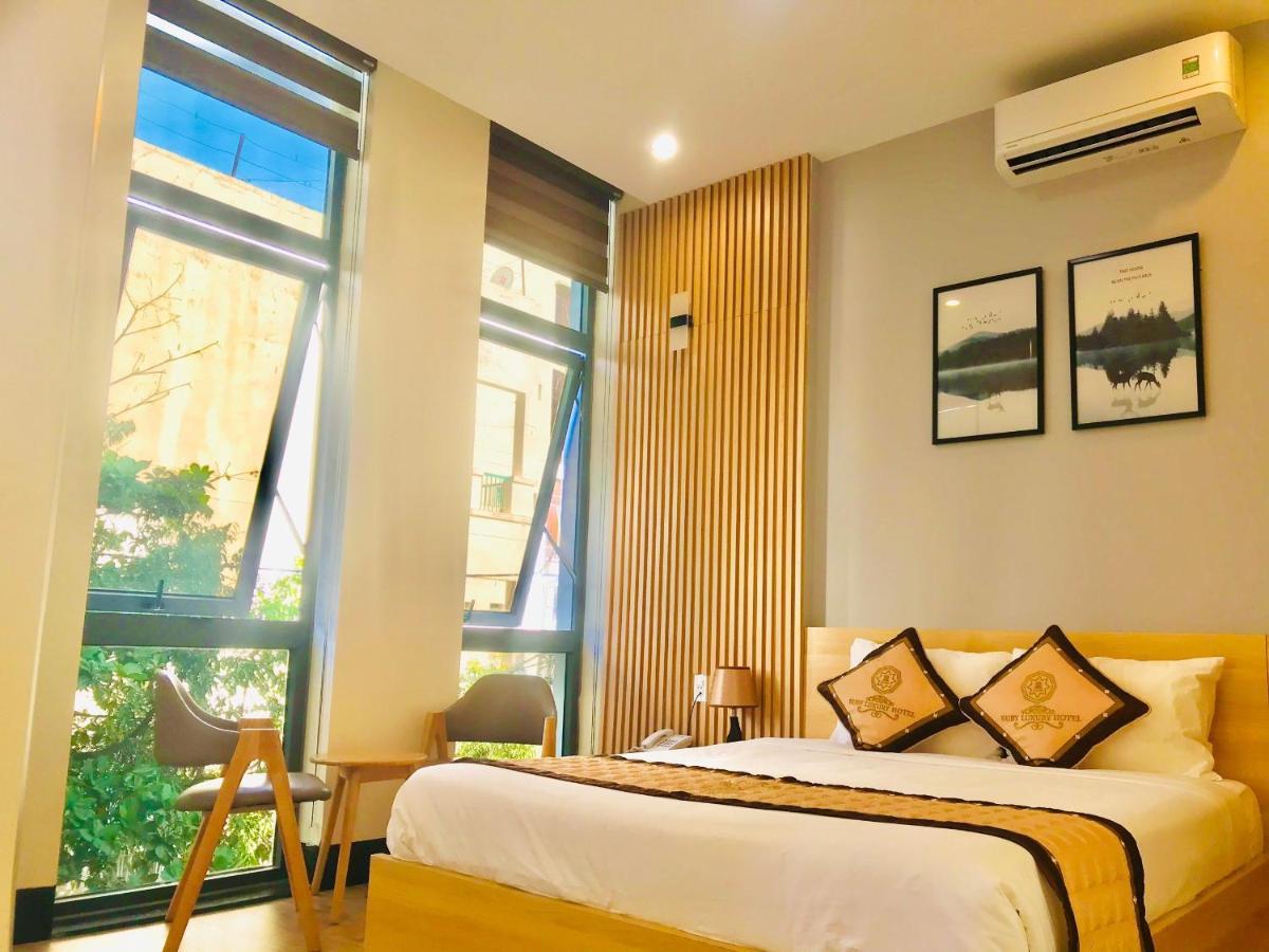 Ruby Luxury Hotel Куинён Экстерьер фото
