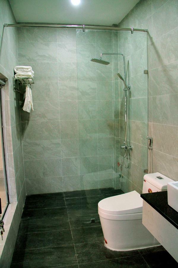 Ruby Luxury Hotel Куинён Экстерьер фото